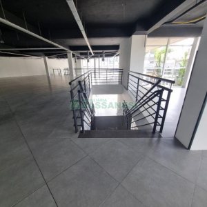 Loja com 996m², no bairro Sagrada Família em Caxias do Sul para Alugar