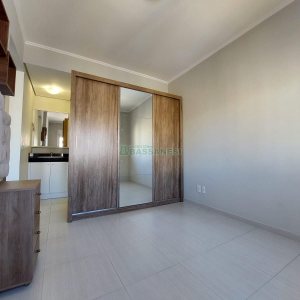 Apto Mobiliado com 47m², 1 dormitório, 1 vaga, no bairro Centro em Caxias do Sul para Alugar