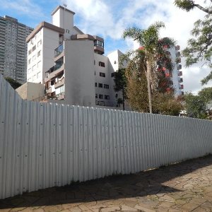 Terreno com 1420m², no bairro Pio X em Caxias do Sul para Alugar ou Comprar