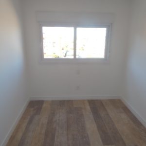 Apartamento com 80m², 2 dormitórios, 2 vagas, no bairro Panazzolo em Caxias do Sul para Comprar