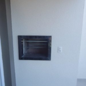 Apartamento com 80m², 2 dormitórios, 2 vagas, no bairro Panazzolo em Caxias do Sul para Comprar