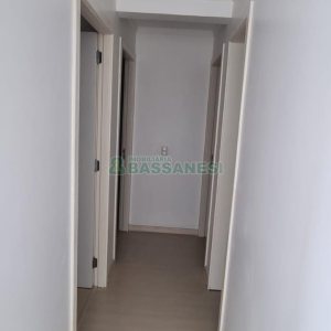 Apartamento com 77m², 3 dormitórios, 2 vagas, no bairro Pio X em Caxias do Sul para Comprar