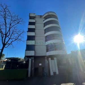 Apartamento com 130m², 2 dormitórios, 1 vaga, no bairro Saint Etienne em Caxias do Sul para Comprar