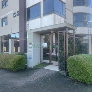Apartamento com 130m², 2 dormitórios, 1 vaga, no bairro Saint Etienne em Caxias do Sul para Comprar