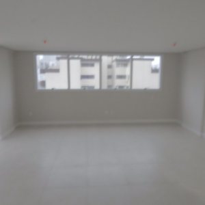Sala com 52m², no bairro Pio X em Caxias do Sul para Comprar