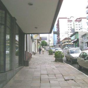 Loja com 465m², no bairro Centro em Caxias do Sul para Alugar