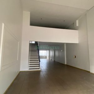 Loja com 465m², no bairro Centro em Caxias do Sul para Alugar