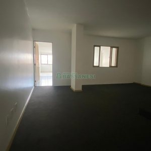 Loja com 465m², no bairro Centro em Caxias do Sul para Alugar