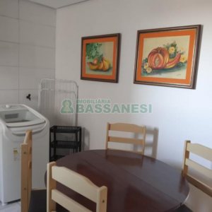 Apto Mobiliado com 40m², 1 dormitório, 1 vaga, no bairro Presidente Vargas em Caxias do Sul para Comprar
