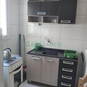 Apto Mobiliado com 40m², 1 dormitório, 1 vaga, no bairro Presidente Vargas em Caxias do Sul para Comprar