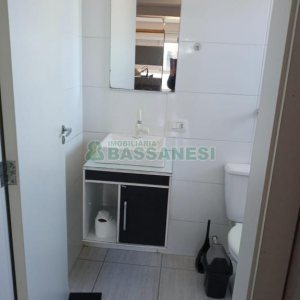 Apto Mobiliado com 40m², 1 dormitório, 1 vaga, no bairro Presidente Vargas em Caxias do Sul para Comprar