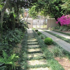 Casa com 238m², 4 dormitórios, 3 vagas, no bairro Sagrada Família em Caxias do Sul para Comprar