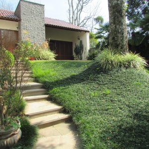 Casa com 238m², 4 dormitórios, 3 vagas, no bairro Sagrada Família em Caxias do Sul para Comprar