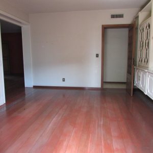 Casa com 238m², 4 dormitórios, 3 vagas, no bairro Sagrada Família em Caxias do Sul para Comprar