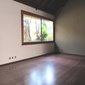 Casa com 238m², 4 dormitórios, 3 vagas, no bairro Sagrada Família em Caxias do Sul para Comprar