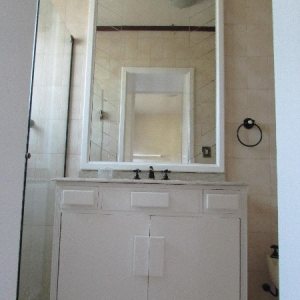 Casa com 238m², 4 dormitórios, 3 vagas, no bairro Sagrada Família em Caxias do Sul para Comprar