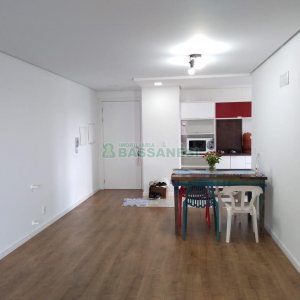 Apartamento com 78m², 2 dormitórios, 2 vagas, no bairro Panazzolo em Caxias do Sul para Comprar