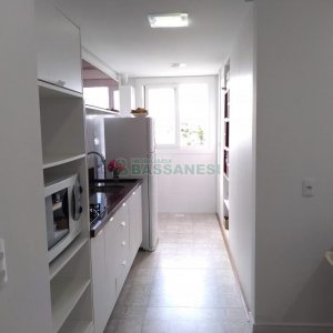 Apartamento com 78m², 2 dormitórios, 2 vagas, no bairro Panazzolo em Caxias do Sul para Comprar