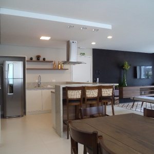 Apartamento com 78m², 2 dormitórios, 2 vagas, no bairro Panazzolo em Caxias do Sul para Comprar