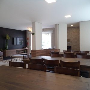 Apartamento com 78m², 2 dormitórios, 2 vagas, no bairro Panazzolo em Caxias do Sul para Comprar