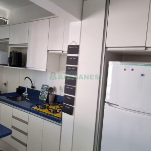 Kitinete com 29m², 1 dormitório, no bairro Centro em Caxias do Sul para Comprar