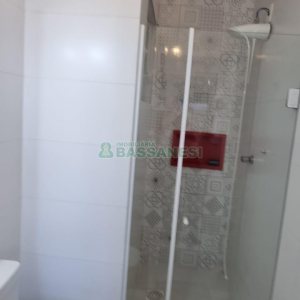 Kitinete com 29m², 1 dormitório, no bairro Centro em Caxias do Sul para Comprar