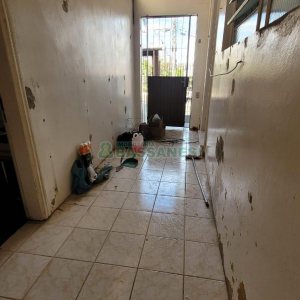 Casa com 150m², 3 dormitórios, 3 vagas, no bairro Panazzolo em Caxias do Sul para Alugar