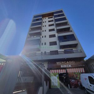 Apartamento com 120m², 3 dormitórios, 1 vaga, no bairro Rio Branco em Caxias do Sul para Alugar