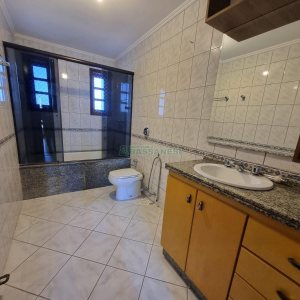 Apartamento com 120m², 3 dormitórios, 1 vaga, no bairro Rio Branco em Caxias do Sul para Alugar