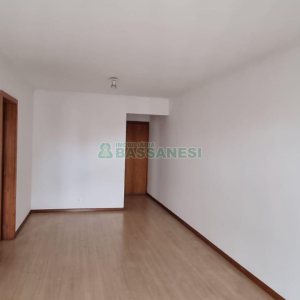 Apartamento com 90m², 2 dormitórios, 1 vaga, no bairro Madureira em Caxias do Sul para Alugar ou Comprar