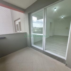Apartamento com 52m², 1 dormitório, 1 vaga, no bairro Lourdes em Caxias do Sul para Alugar