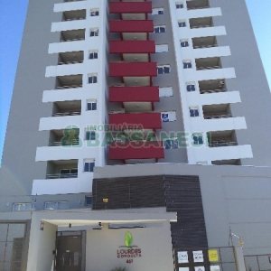 Apartamento com 52m², 1 dormitório, 1 vaga, no bairro Lourdes em Caxias do Sul para Alugar