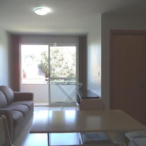 Apto Mobiliado com 45m², 1 dormitório, 1 vaga, no bairro Petrópolis em Caxias do Sul para Comprar