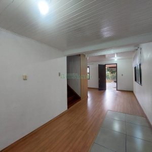 Casa com 90m², 3 dormitórios, 2 vagas, no bairro Interlagos em Caxias do Sul para Alugar
