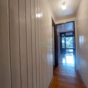 Casa com 90m², 3 dormitórios, 2 vagas, no bairro Interlagos em Caxias do Sul para Alugar