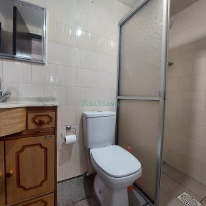 Casa com 90m², 3 dormitórios, 2 vagas, no bairro Interlagos em Caxias do Sul para Alugar