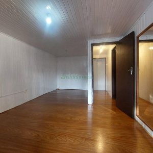 Casa com 90m², 3 dormitórios, 2 vagas, no bairro Interlagos em Caxias do Sul para Alugar