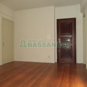 Sala com 19m², no bairro Centro em Caxias do Sul para Alugar