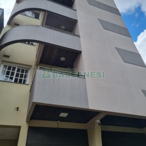 Apartamento com 67m², 2 dormitórios, 2 vagas, no bairro Panazzolo em Caxias do Sul para Comprar