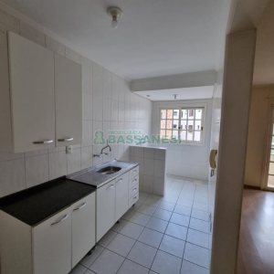 Apartamento com 67m², 2 dormitórios, 2 vagas, no bairro Panazzolo em Caxias do Sul para Comprar
