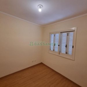 Apartamento com 67m², 2 dormitórios, 2 vagas, no bairro Panazzolo em Caxias do Sul para Comprar