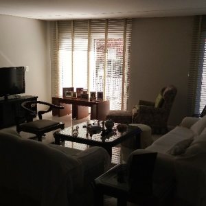 Casa com 312m², 3 dormitórios, 3 vagas, no bairro Petrópolis em Caxias do Sul para Comprar