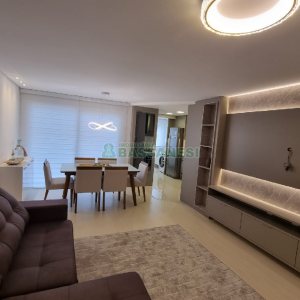 Apartamento com 106m², 3 dormitórios, 2 vagas, no bairro Panazzolo em Caxias do Sul para Comprar