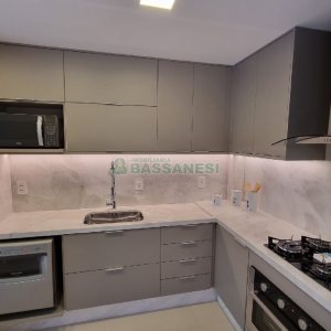 Apartamento com 106m², 3 dormitórios, 2 vagas, no bairro Panazzolo em Caxias do Sul para Comprar