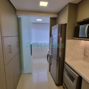 Apartamento com 106m², 3 dormitórios, 2 vagas, no bairro Panazzolo em Caxias do Sul para Comprar