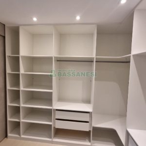 Apartamento com 106m², 3 dormitórios, 2 vagas, no bairro Panazzolo em Caxias do Sul para Comprar