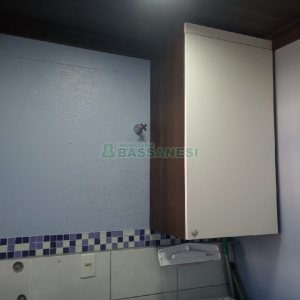 Apartamento com 49m², 2 dormitórios, 1 vaga, no bairro Charqueadas em Caxias do Sul para Comprar