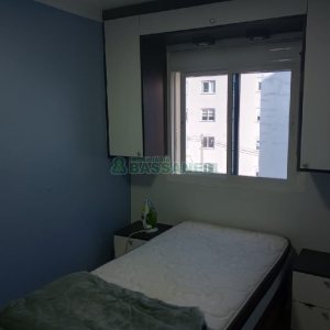 Apartamento com 49m², 2 dormitórios, 1 vaga, no bairro Charqueadas em Caxias do Sul para Comprar