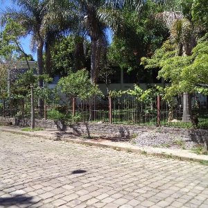 Pavilhão com 226m², no bairro Bela Vista em Caxias do Sul para Alugar