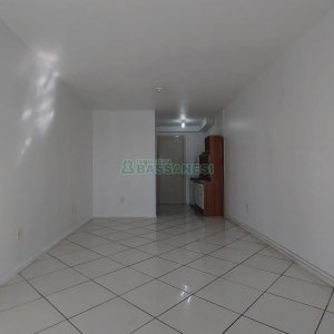 Kitinete com 42m², 1 dormitório, no bairro Presidente Vargas em Caxias do Sul para Alugar